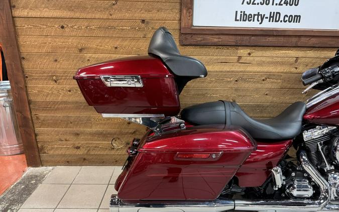 2016 Harley-Davidson® Street Glide® Special Velocity Red Sunglo FLHXS
