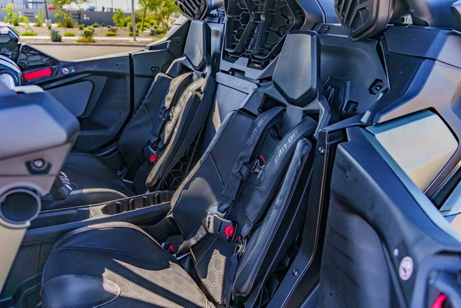2026 Can-Am Maverick R MAX X Rc With Smart-Shox