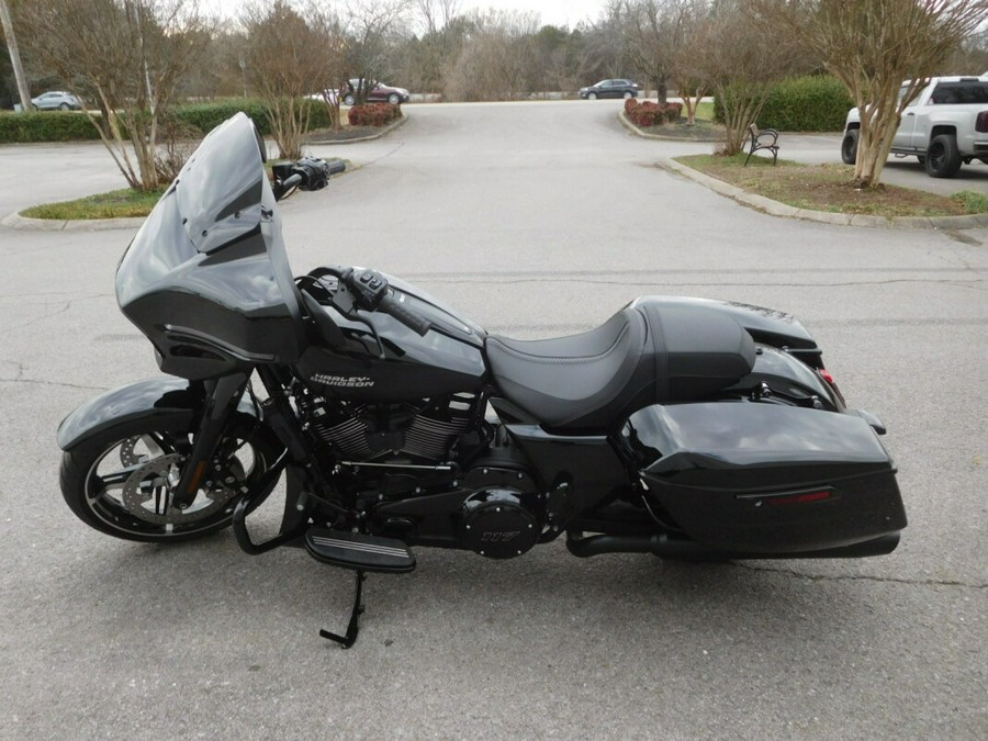 FLHX 2024 Street Glide®