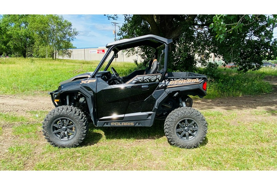 2023 Polaris Industries GENERAL XP 1000 PREMIUM