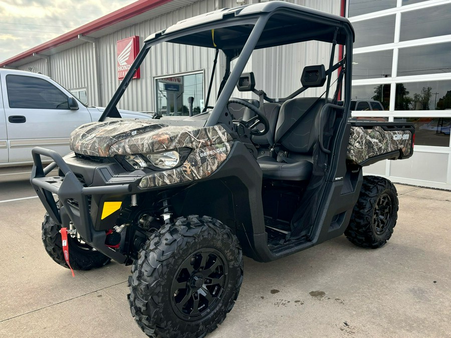 2025 Can-Am™ Defender XT HD9