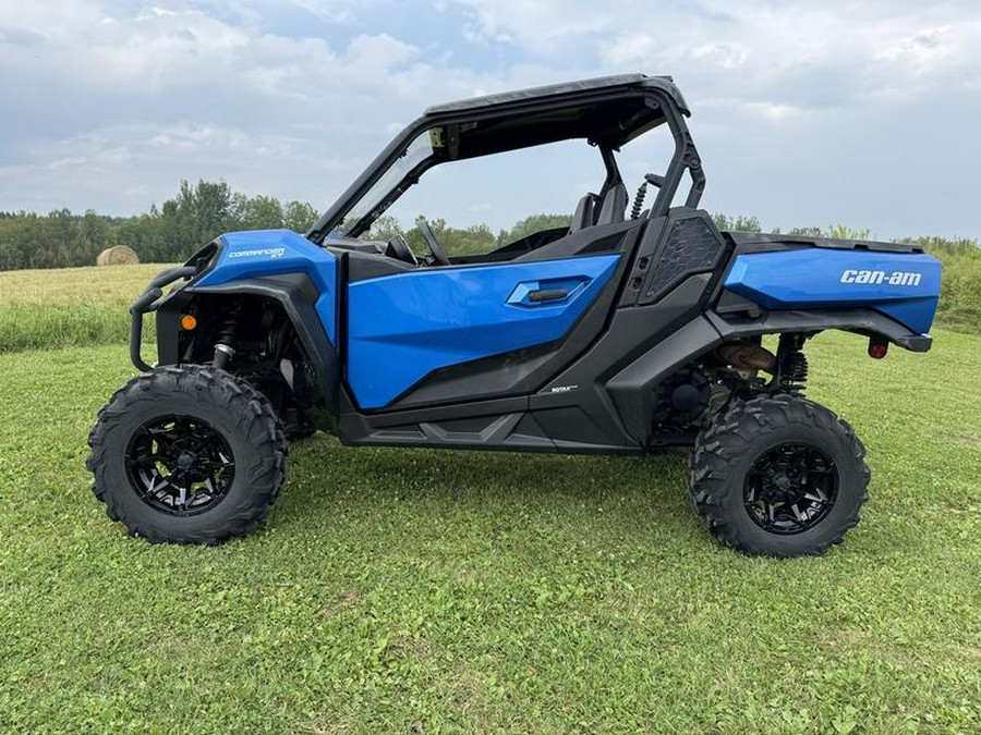 2023 Can-Am® Commander XT 700