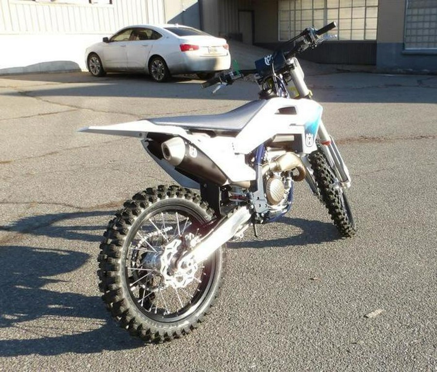 2025 Husqvarna® FC 250