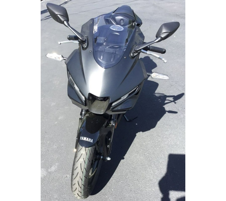 2025 Yamaha YZF-R3