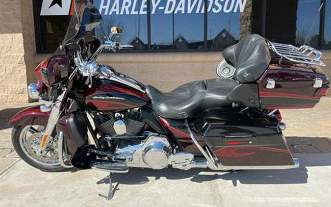 2013 Harley-Davidson CVO™ Ultra Classic® Electra Glide®