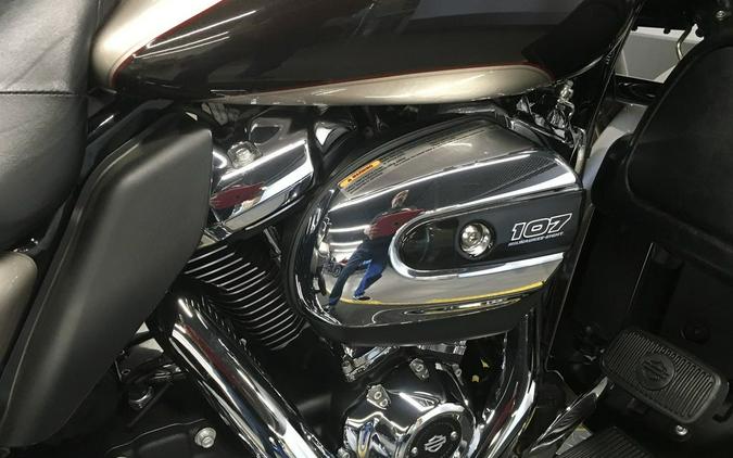 2018 Harley-Davidson® FLHTCU - Electra Glide® Ultra Classic®