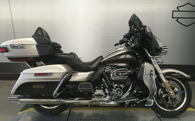 2018 Harley-Davidson® FLHTCU - Electra Glide® Ultra Classic®