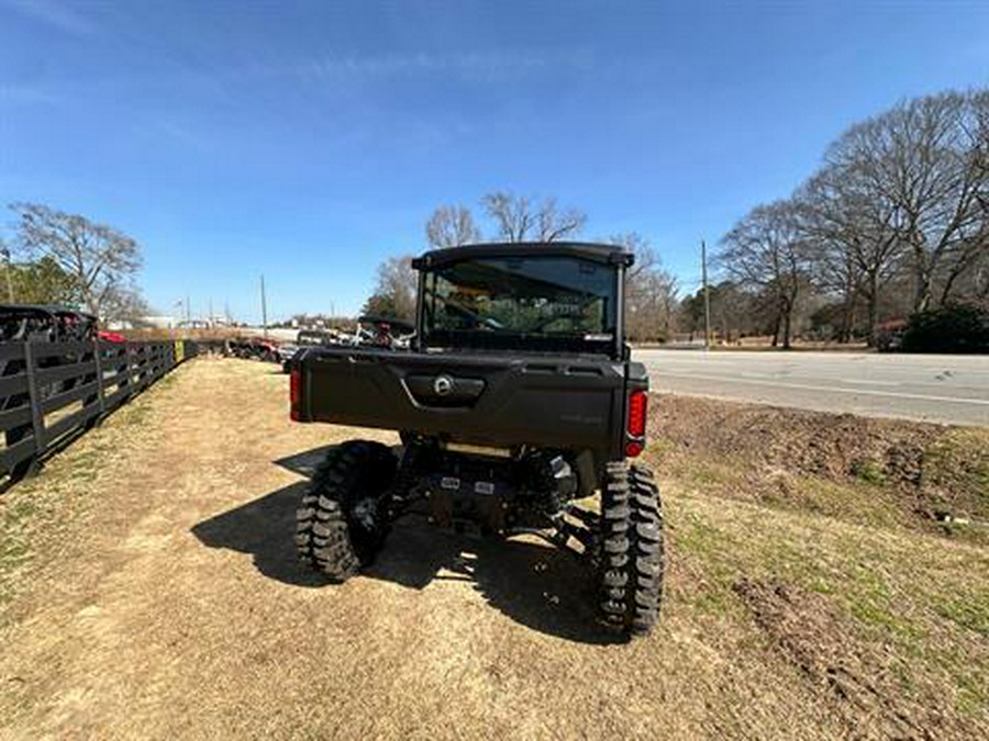 2024 Can-Am Defender Limited HD10