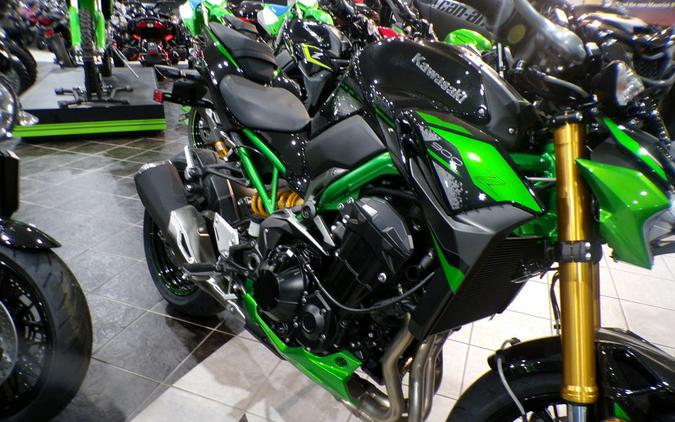 2024 Kawasaki Z900 SE ABS