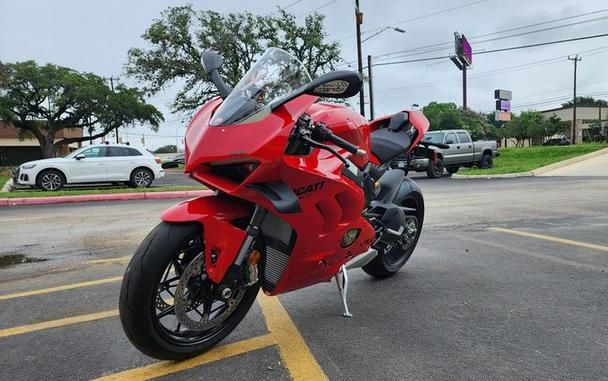 2024 Ducati Panigale V4 Red