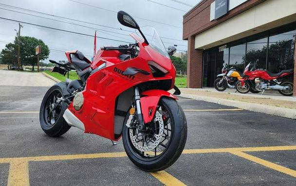 2024 Ducati Panigale V4 Red