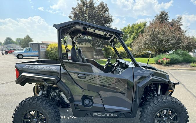 2025 Polaris Industries GENERAL XP 1000 ULTIMATE