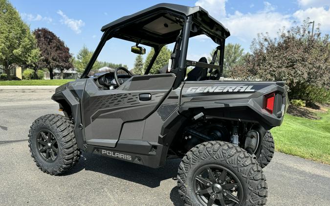 2025 Polaris Industries GENERAL XP 1000 ULTIMATE