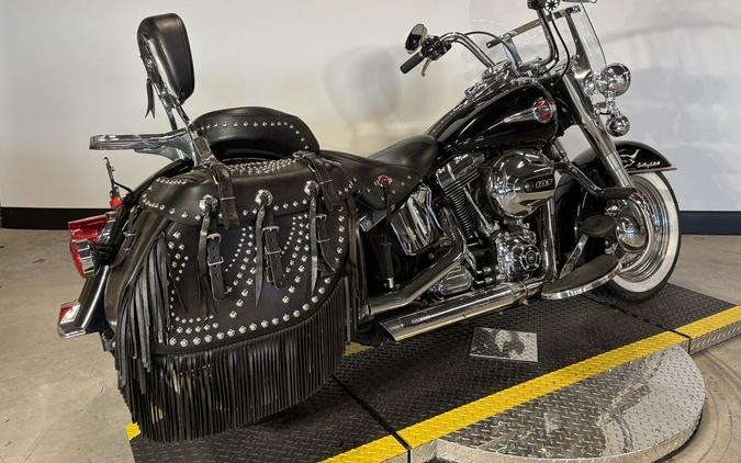 2016 Harley-Davidson® Softail® Heritage Softail® Classic