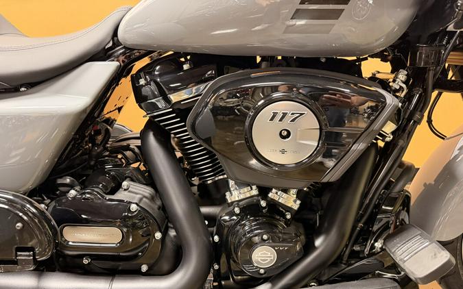 FLTRT 2026 Road Glide 3