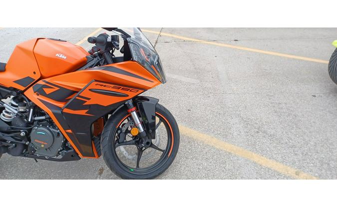 2022 KTM RC 390