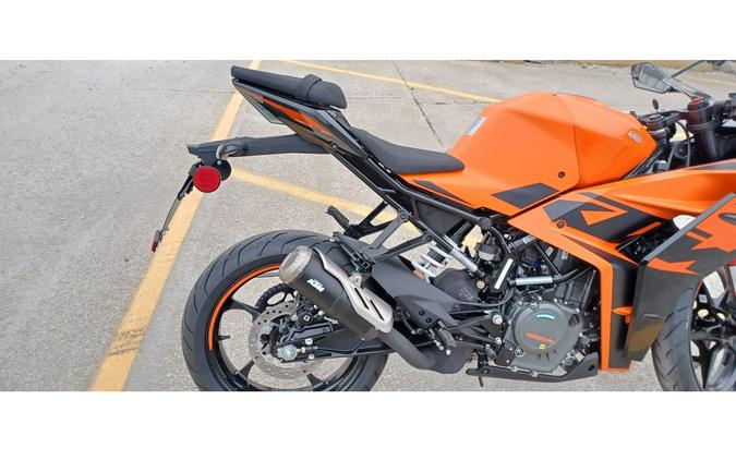 2022 KTM RC 390