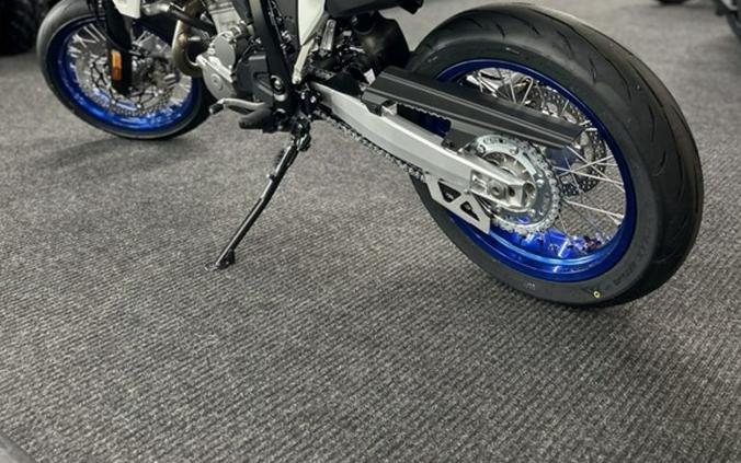 2026 Suzuki DR-Z4SM