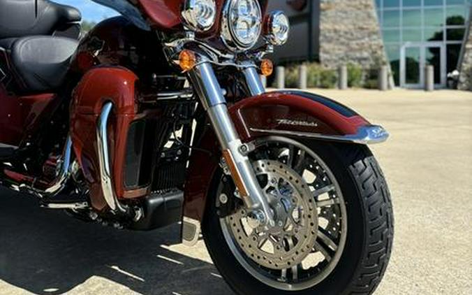 2024 Harley-Davidson® FLHTCUTG - Tri Glide® Ultra