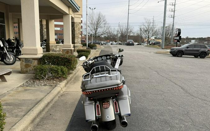 FLHTKSE 2017 CVO™ Limited