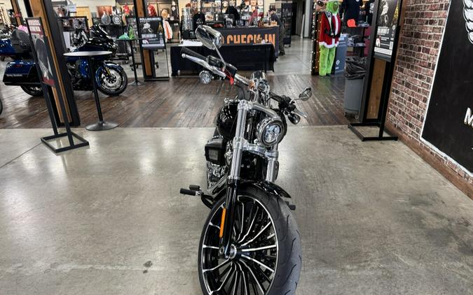 2025 Harley-Davidson Breakout