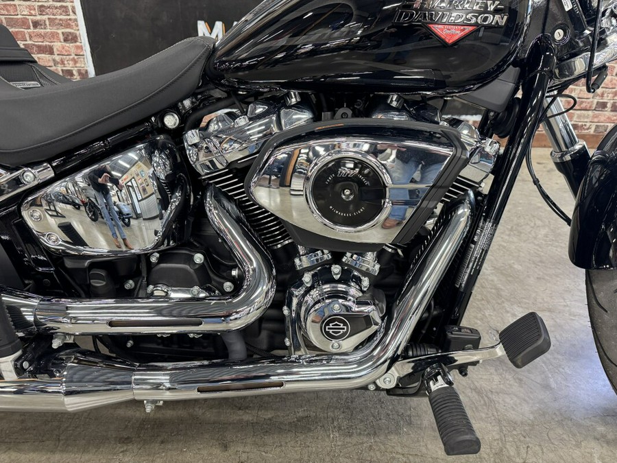 2025 Harley-Davidson Breakout