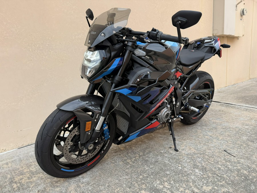 2024 BMW M 1000 R