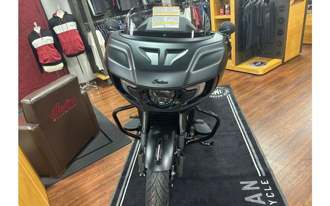 2025 Indian Motorcycle Challenger® Dark Horse® with PowerBand Audio Package