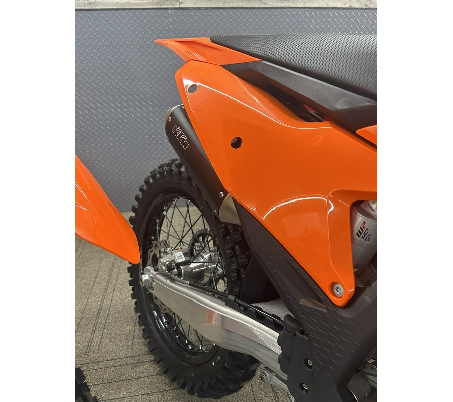 2025 KTM SX 300