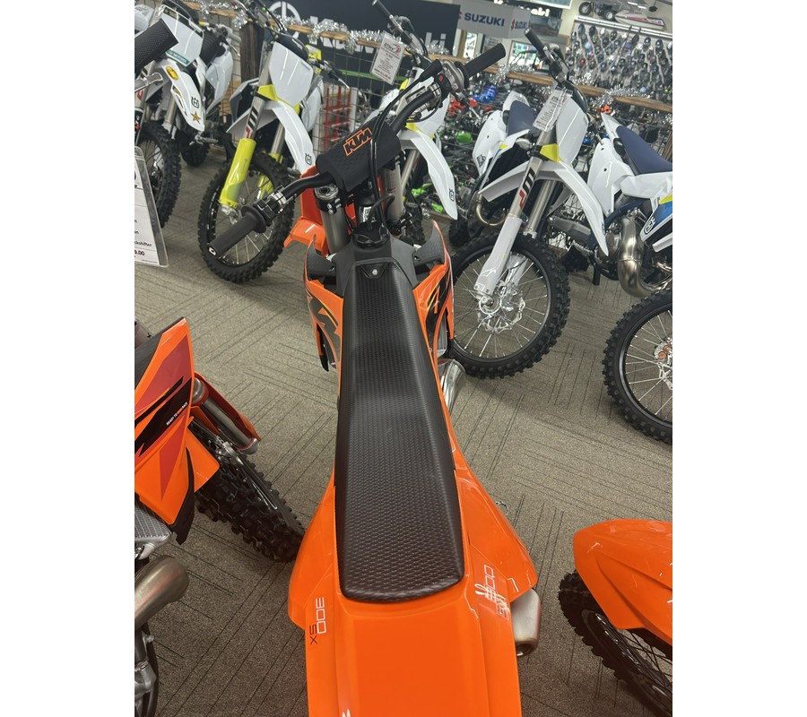 2025 KTM SX 300