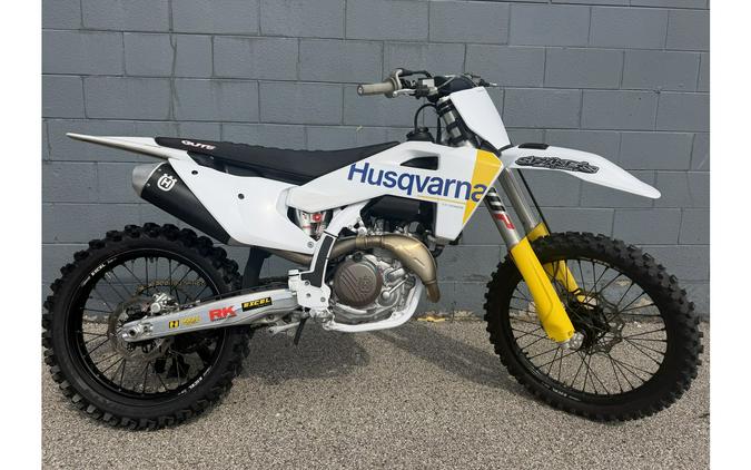 2026 FC 450, wtih WP XACT PRO 8950 SHOCK ABSORBER - Husqvarna Motorcycles