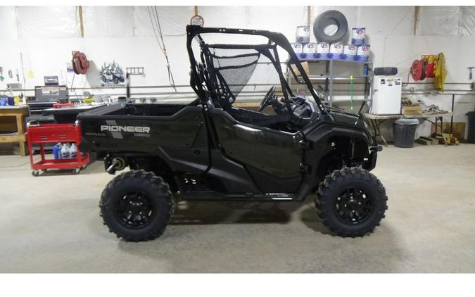 2024 Honda PIONEER 1000 DELUXE