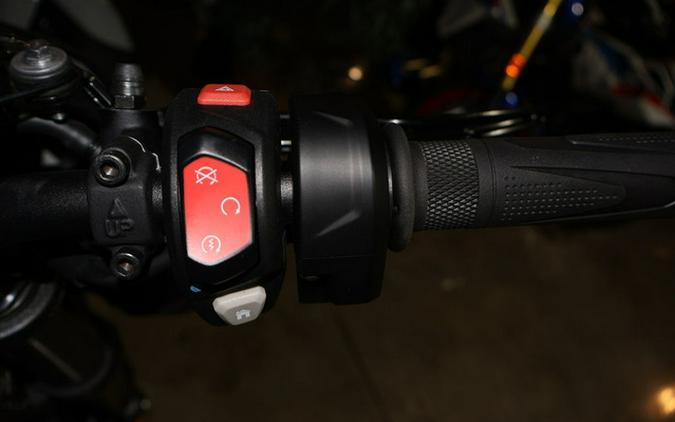 2026 Triumph Street Triple 765 RS Granite RS