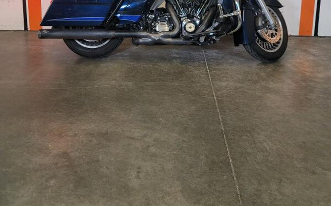 2012 Harley-Davidson® Road Glide® Ultra Big Blue Pearl FLTRU103