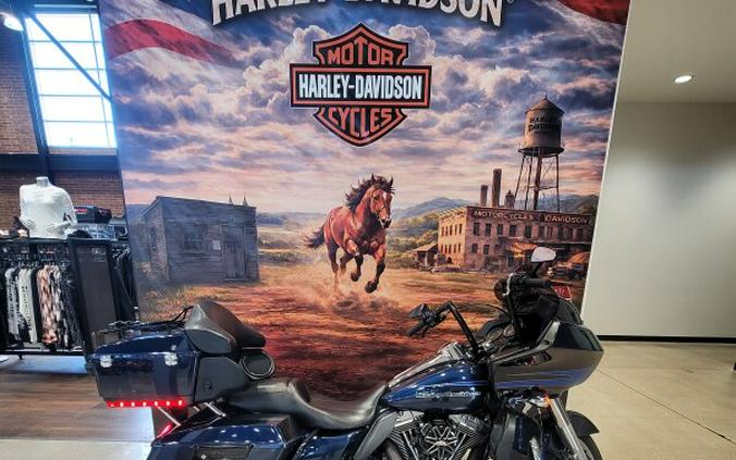 2012 Harley-Davidson® Road Glide® Ultra Big Blue Pearl FLTRU103