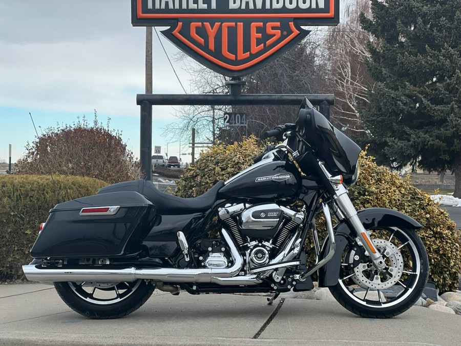 2023 Harley-Davidson Street Glide Vivid Black