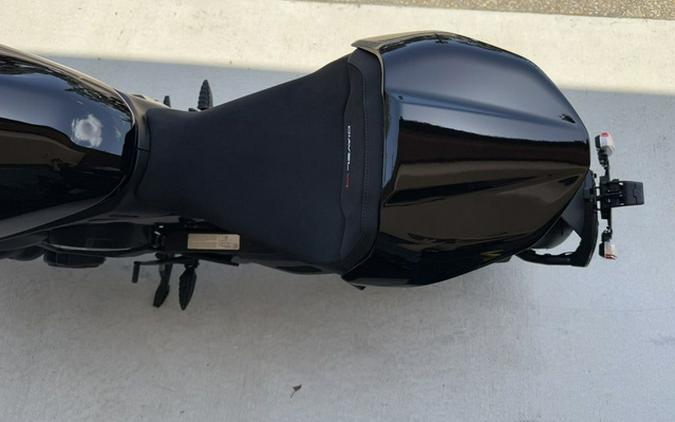 2025 Ducati Diavel V4 Thrilling Black