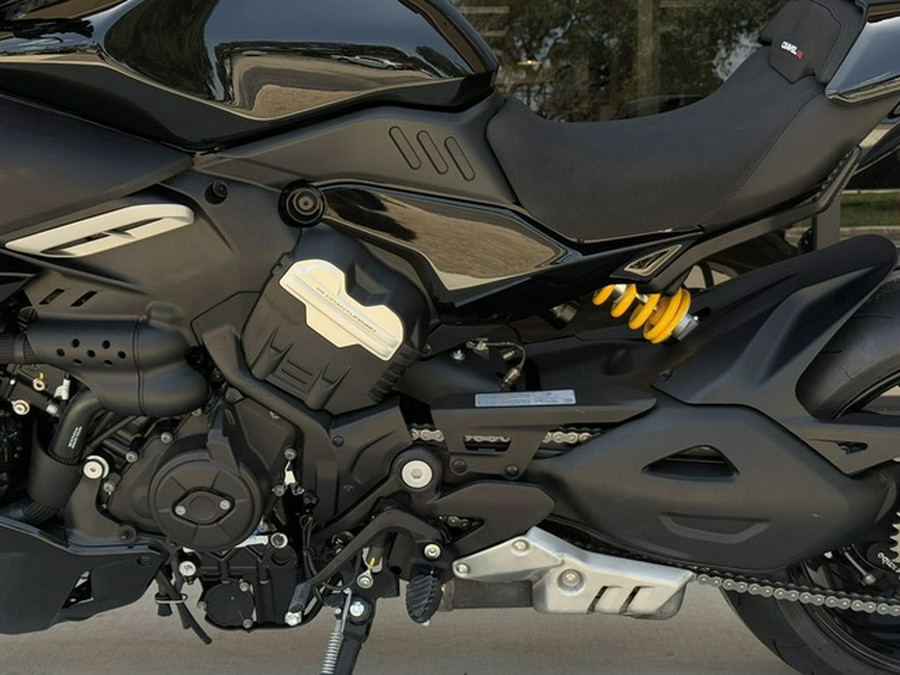 2025 Ducati Diavel V4 Thrilling Black