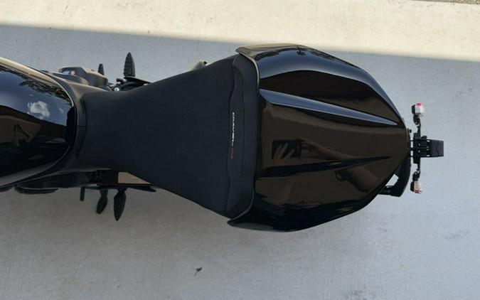 2025 Ducati Diavel V4 Thrilling Black