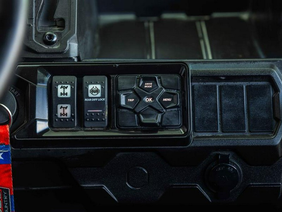 2025 Can-Am® Defender MAX XT HD10 Wildland Camo