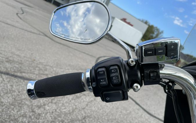 2012 Harley-Davidson Softail FLSTC Heritage Classic
