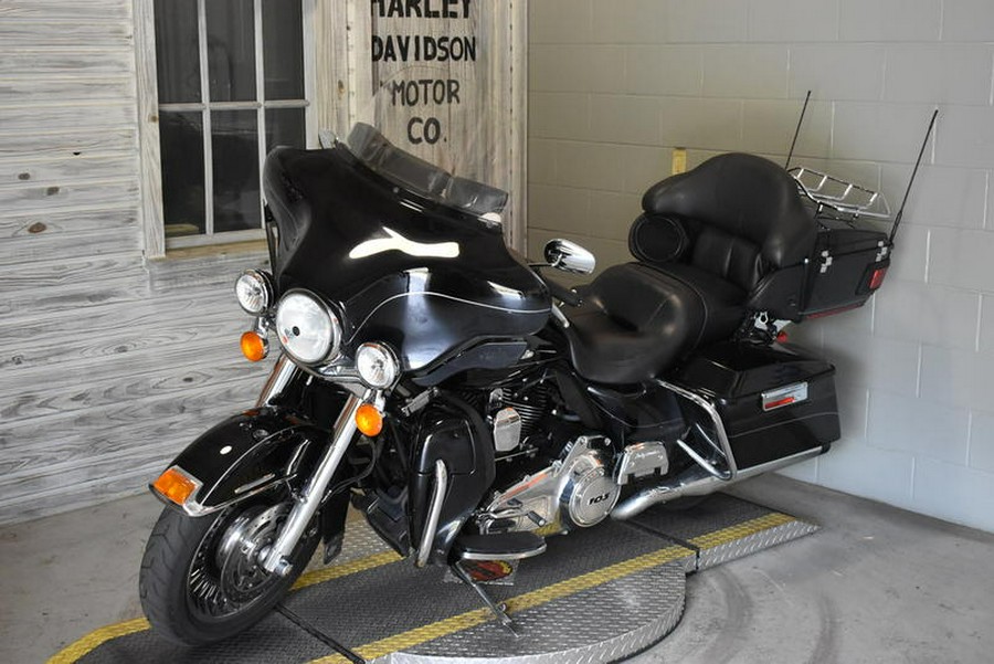 2011 Harley-Davidson® FLHTK - Electra Glide® Ultra Limited