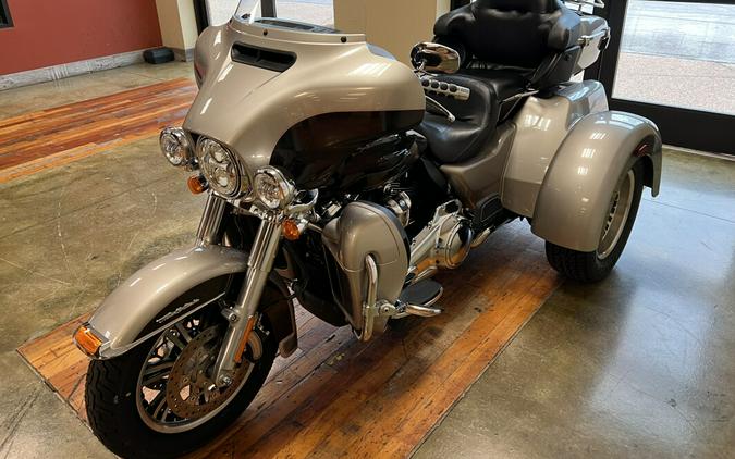 Used 2018 Harley-Davidson Tri-Glide Ultra Trike For Sale Near Memphis, TN