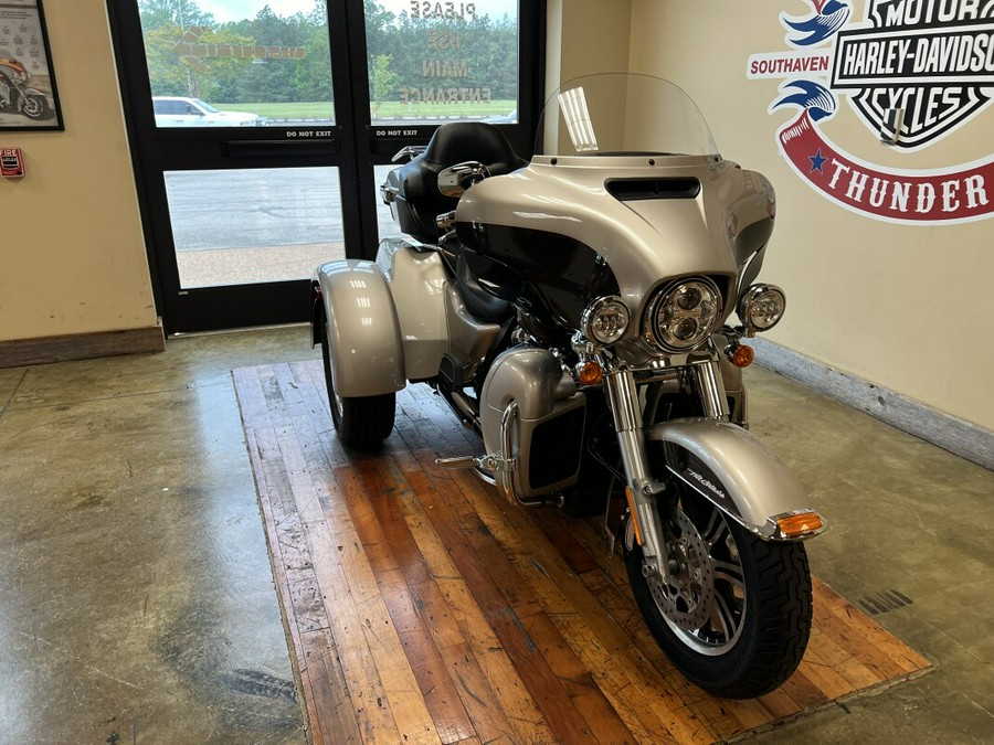 Used 2018 Harley-Davidson Tri-Glide Ultra Trike For Sale Near Memphis, TN