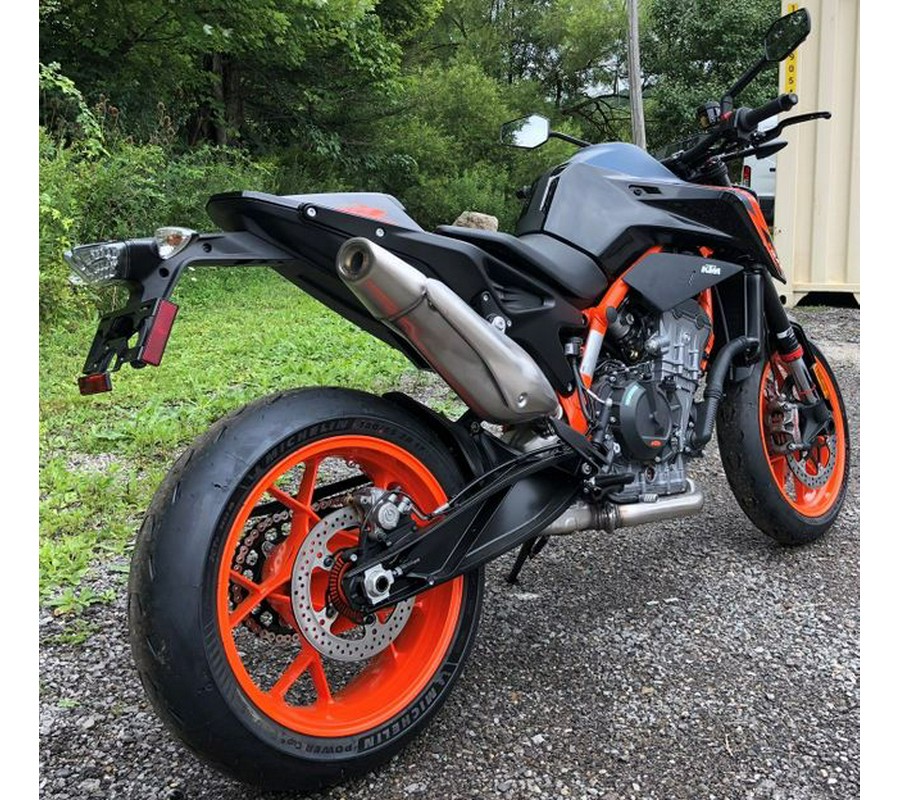 2022 KTM 390 Adventure