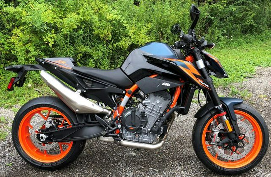 2022 KTM 390 Adventure