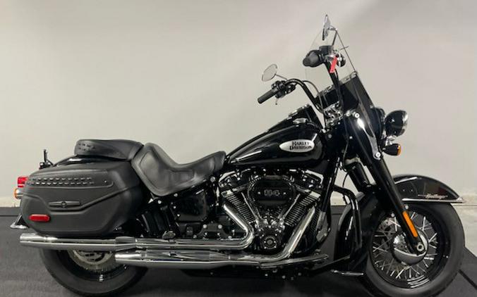 2021 Harley-Davidson® Heritage Classic 114-LOW MILES!!!