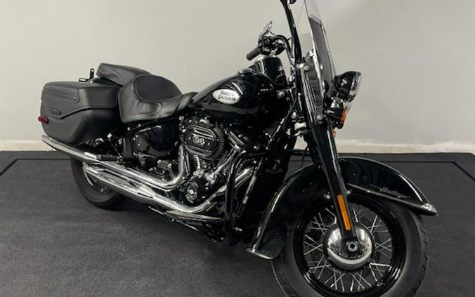 2021 Harley-Davidson® Heritage Classic 114-LOW MILES!!!