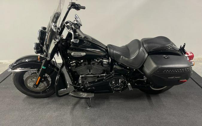 2021 Harley-Davidson® Heritage Classic 114-LOW MILES!!!