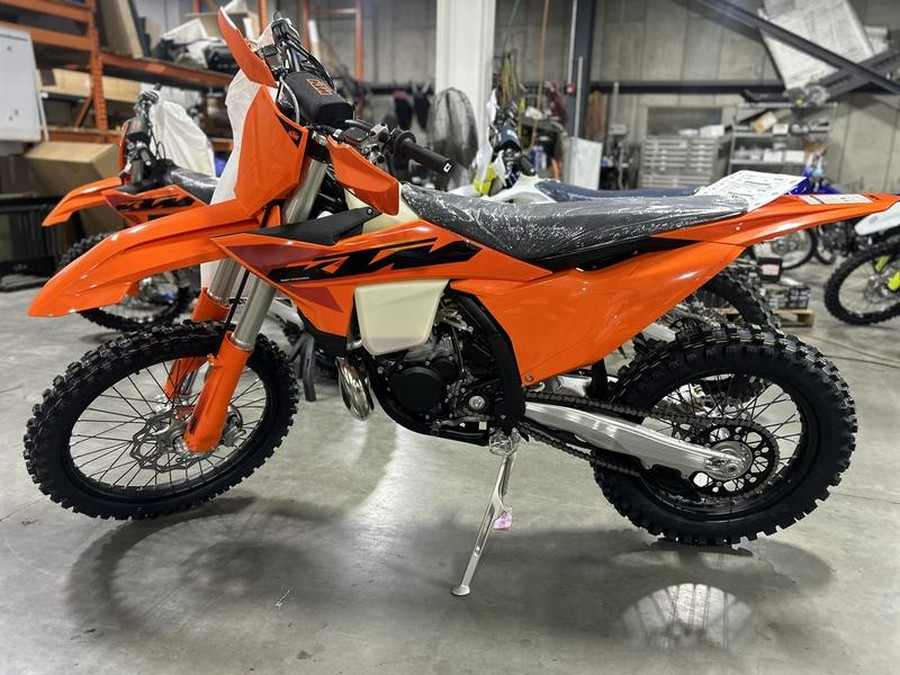 2025 KTM 300 XC